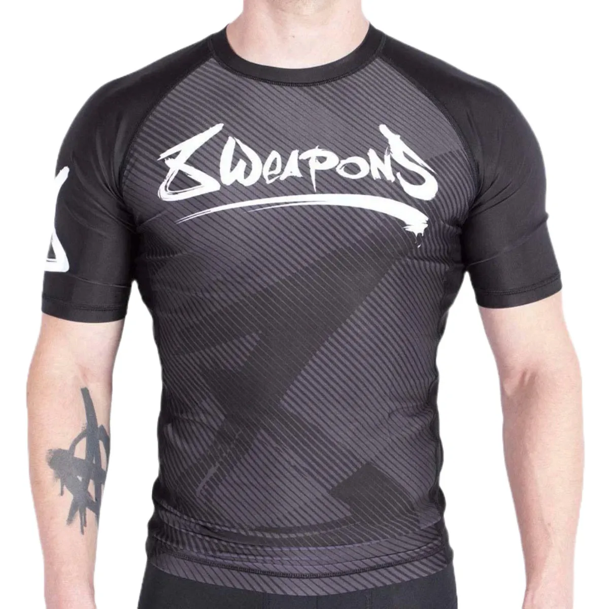 8 Weapons Strike Short Sleeve Rash Guard Black