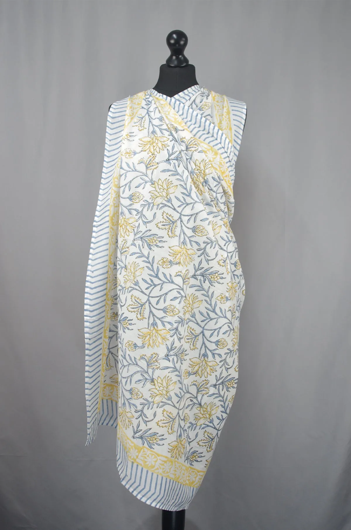 Beach Coverup Sarong Pareo - English Garden