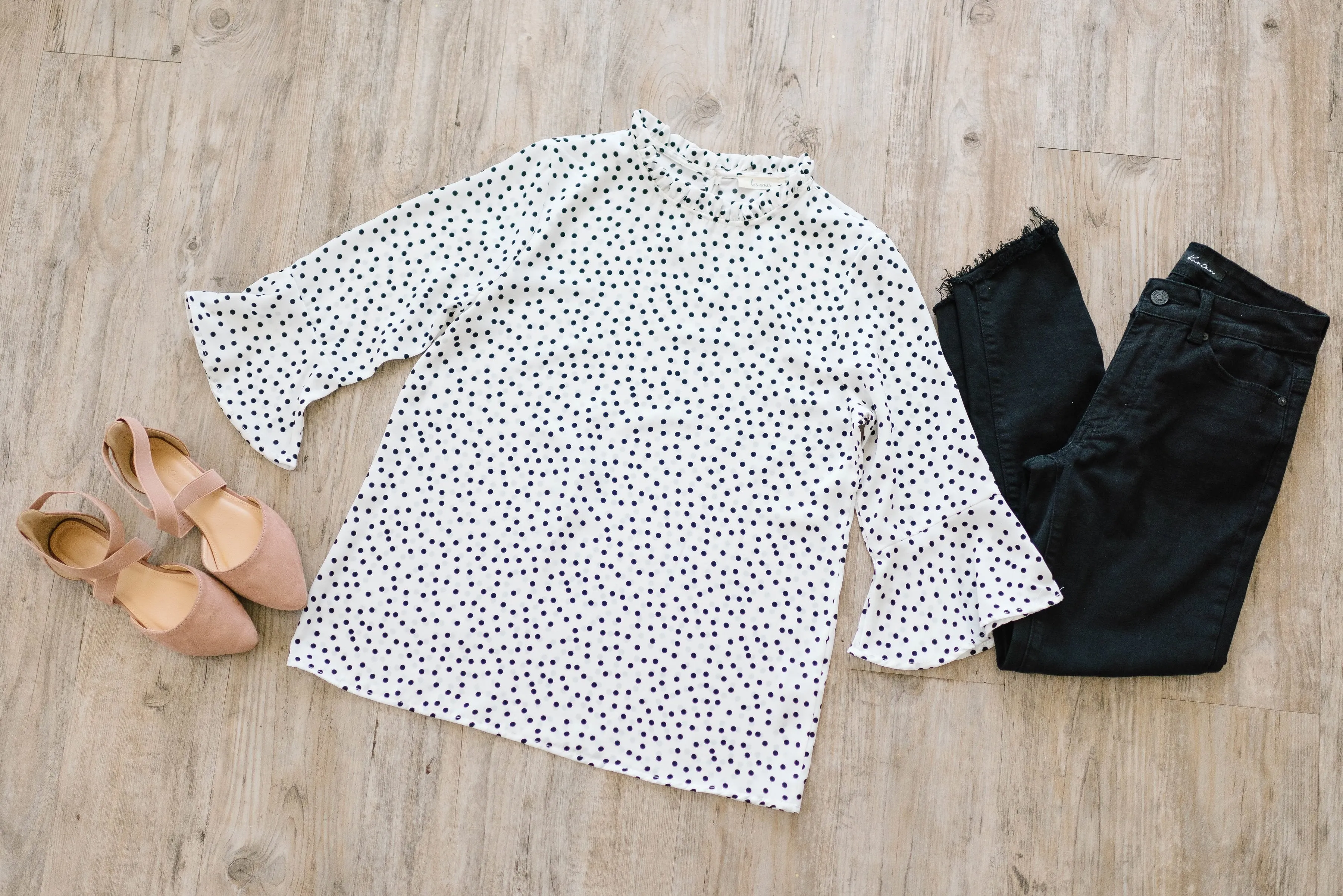Black   White Dot Top
