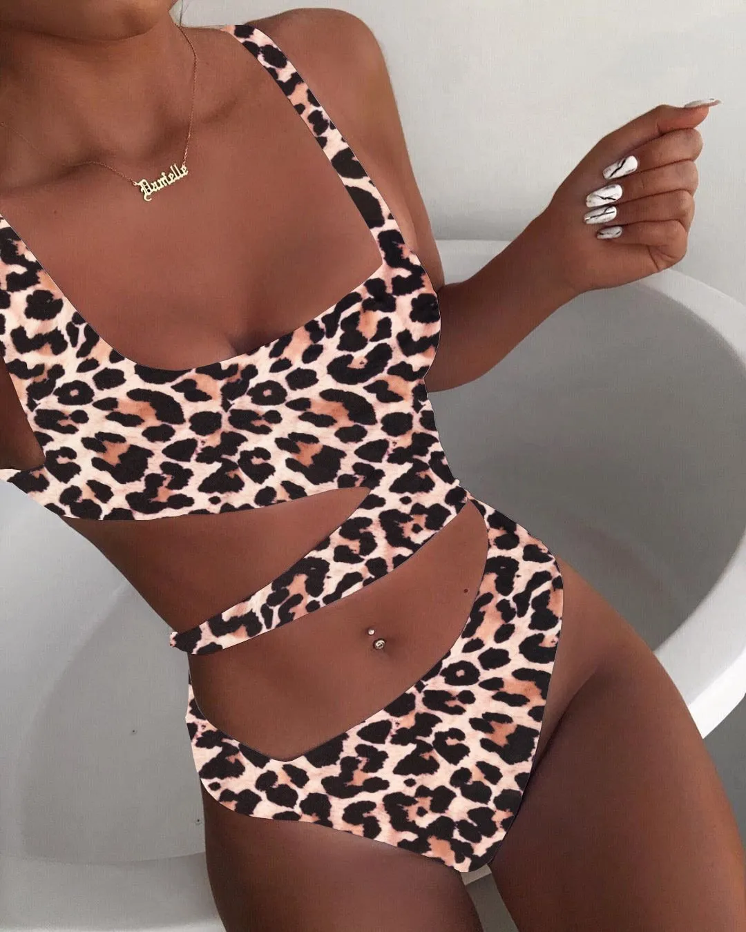 Bright Color Cutout Print Thong Bottom Bikinis