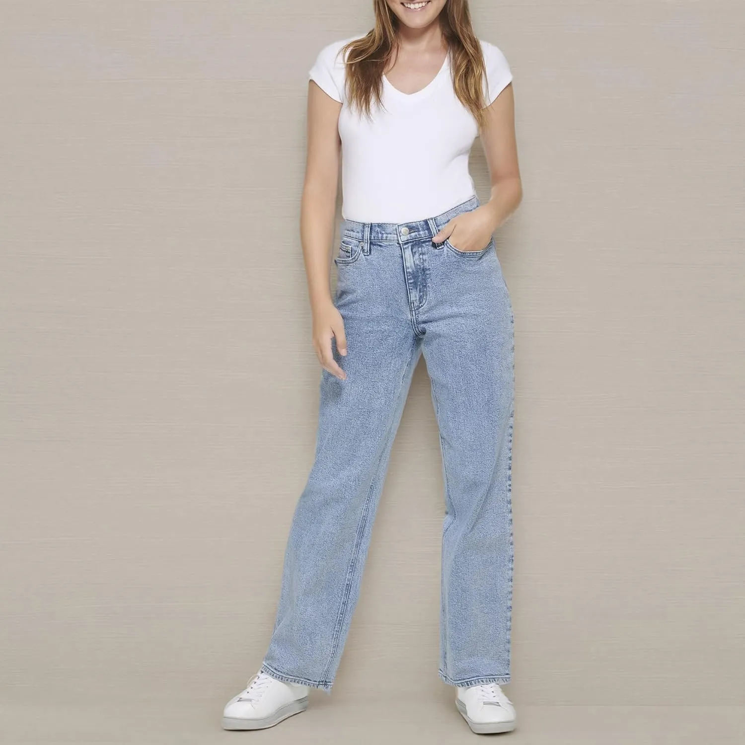 Calvin Klein Women's Mid Rise Boyfriend Denim