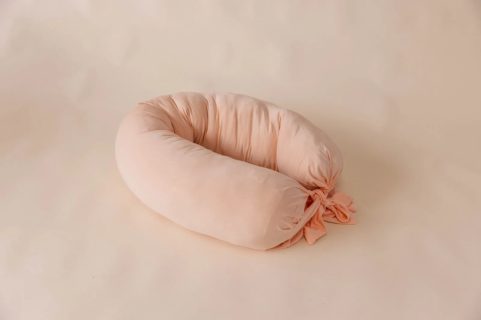 Cockatoo - Maternity Pillow Cover