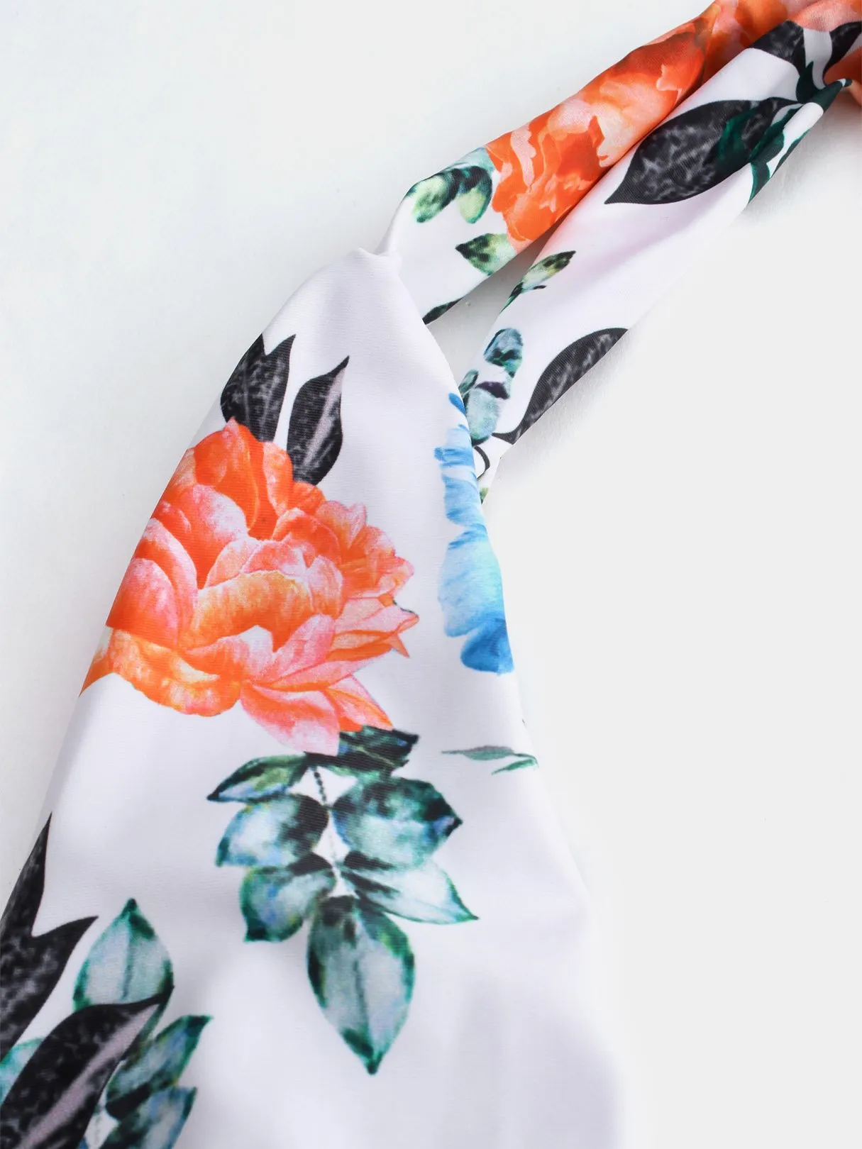 Custom Deep V Neck Floral Print Backless Criss-Cross Sleeveless White Bikinis