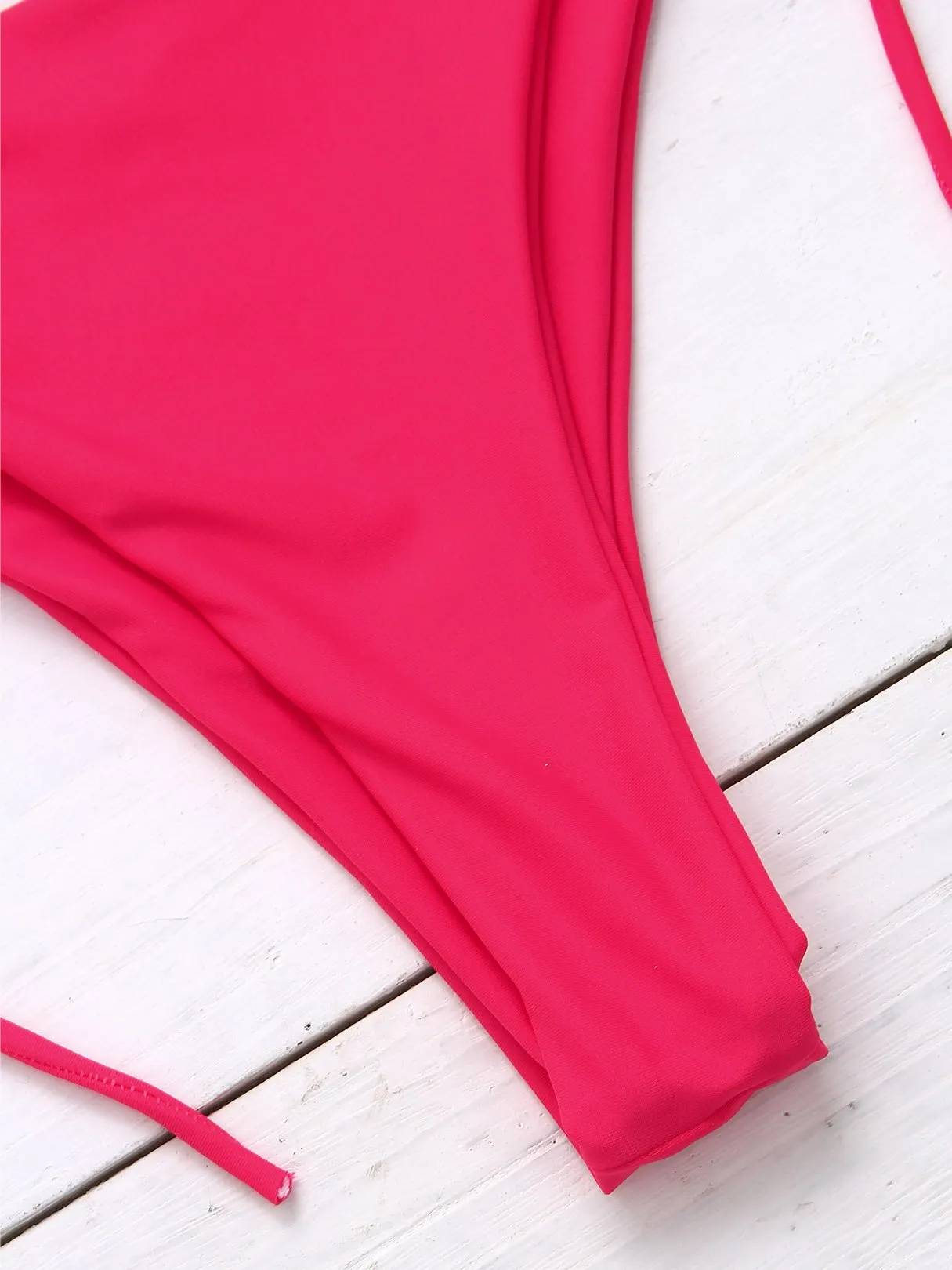 Custom Scoop Neck Plain Cut Out Tie-Up Sleeveless Bikini Set