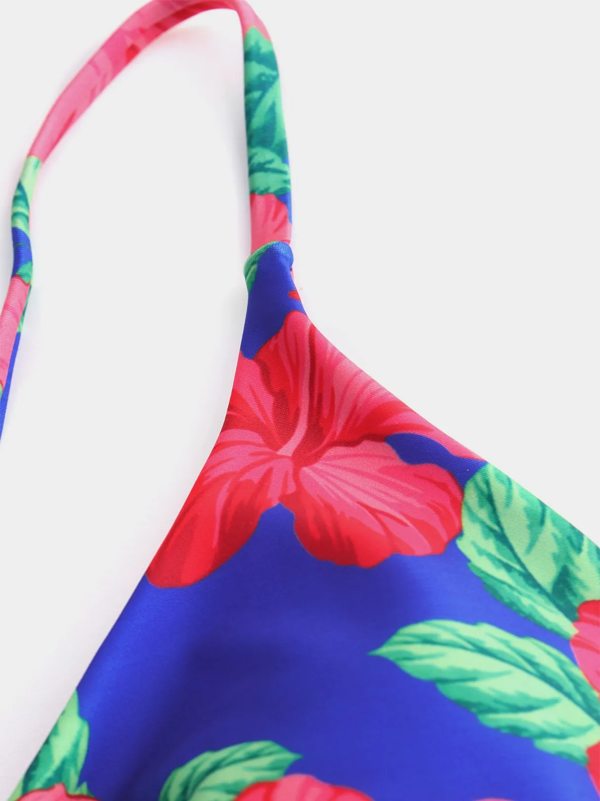 Custom V-Neck Cut Out Criss-Cross Tie-Up Sleeveless Bikinis