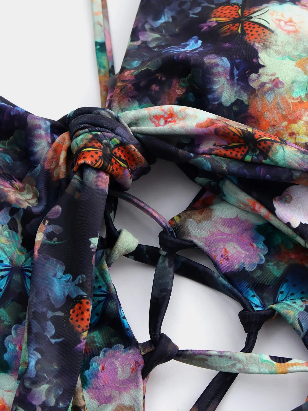 Custom V-Neck Floral Print Cut Out Criss-Cross Tie-Up Sleeveless Bikinis