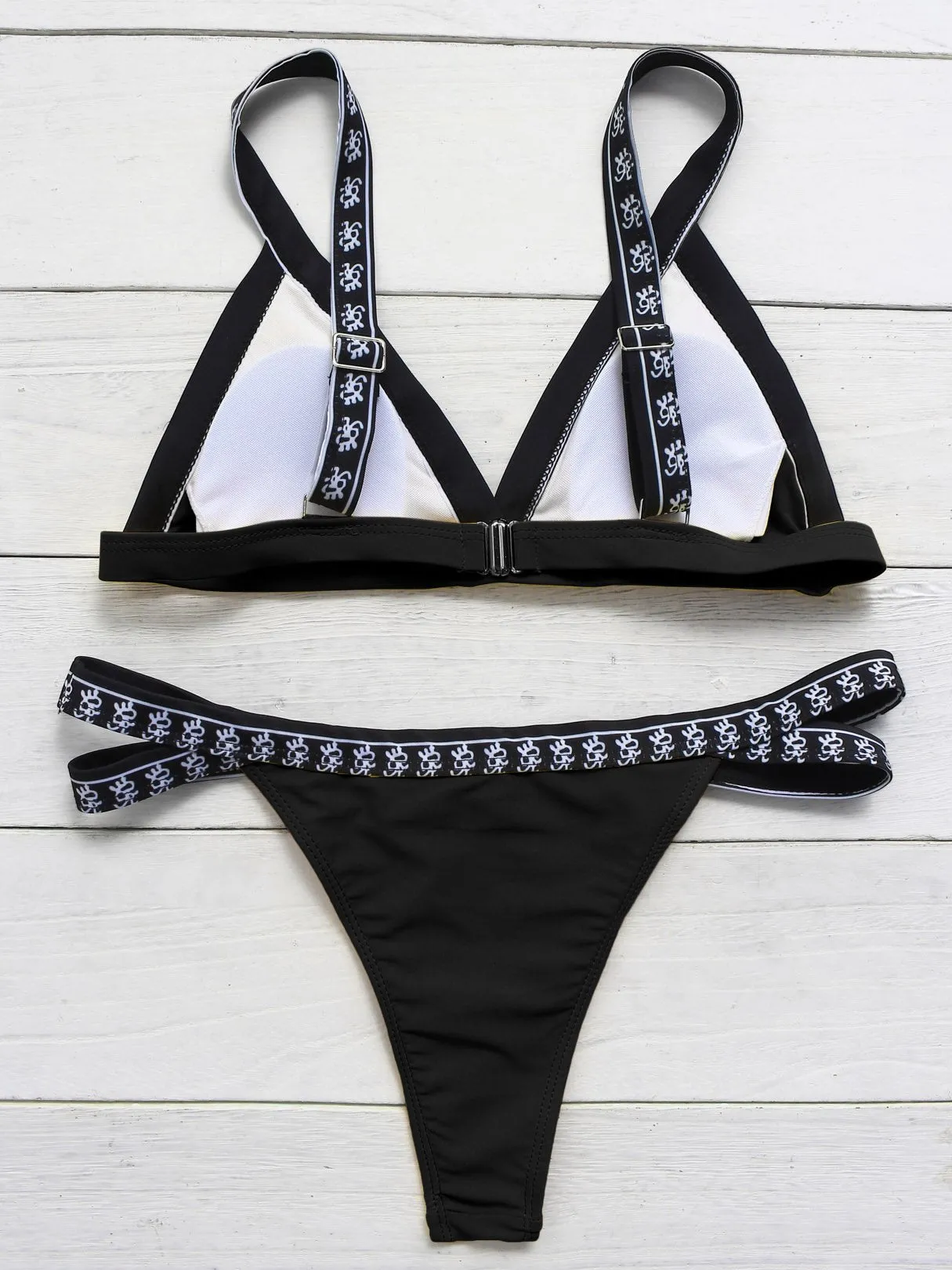 Custom V-Neck Plain Sleeveless Bodycon Hem Black Bikini Set