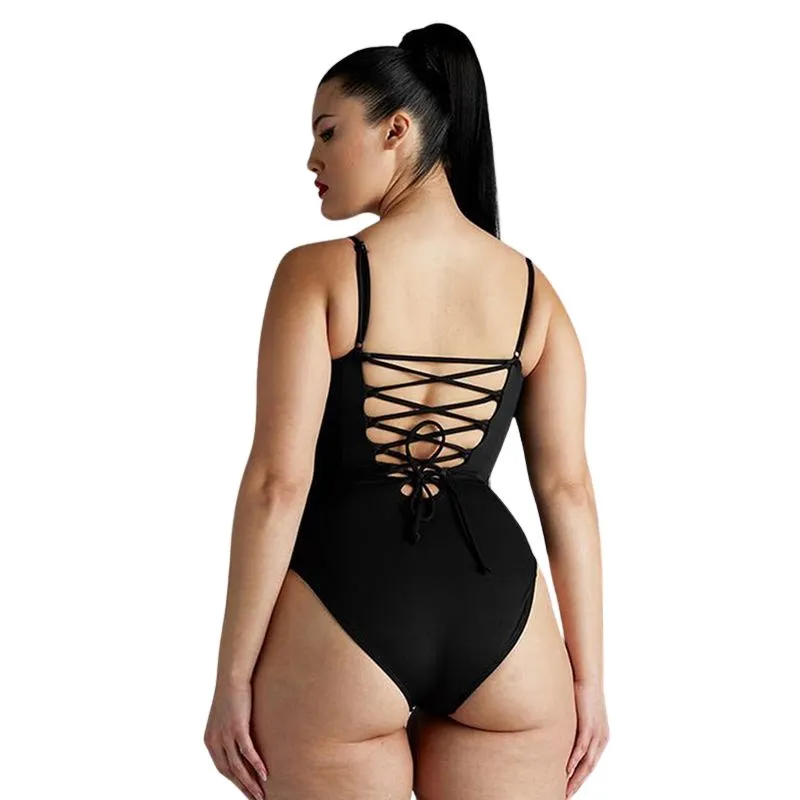 High Cut One-piece Solid Color Swimsuit