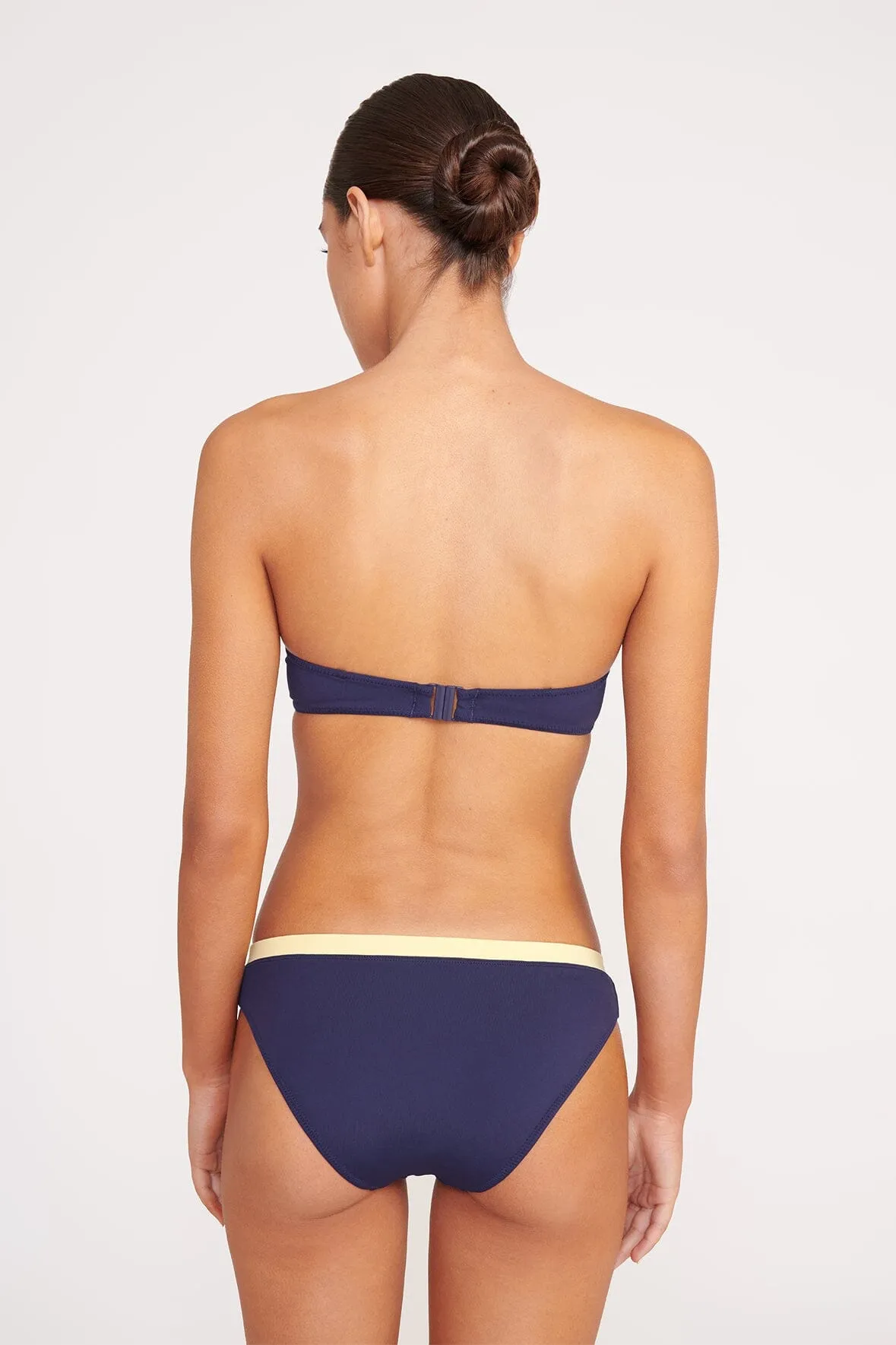 JO BALCONETTE BIKINI TOP | NAVY COLORBLOCK