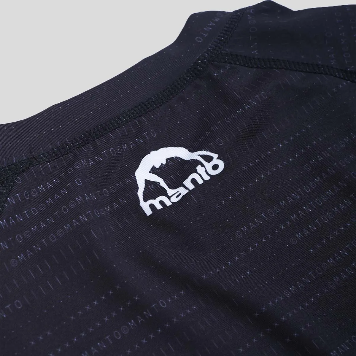Manto Overload Rash Guard