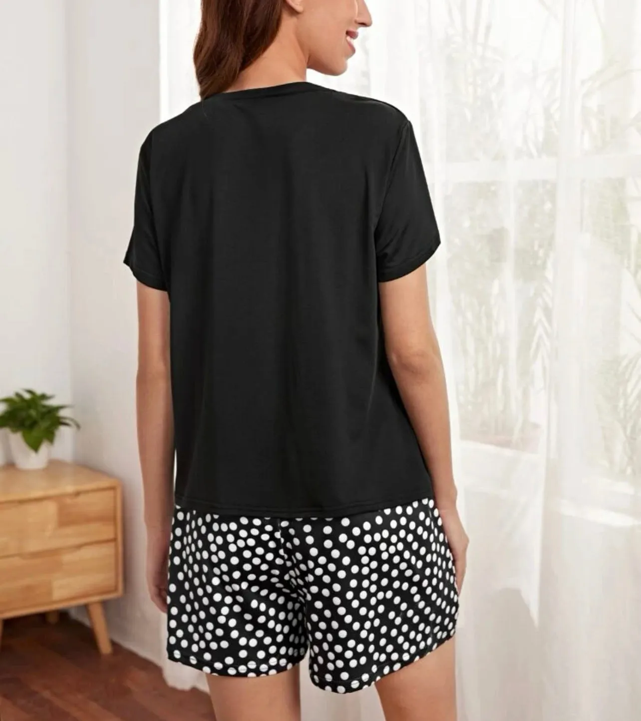 Maternity Letter Graphic Tee & Adjustable Waist Shorts Loungewear Set