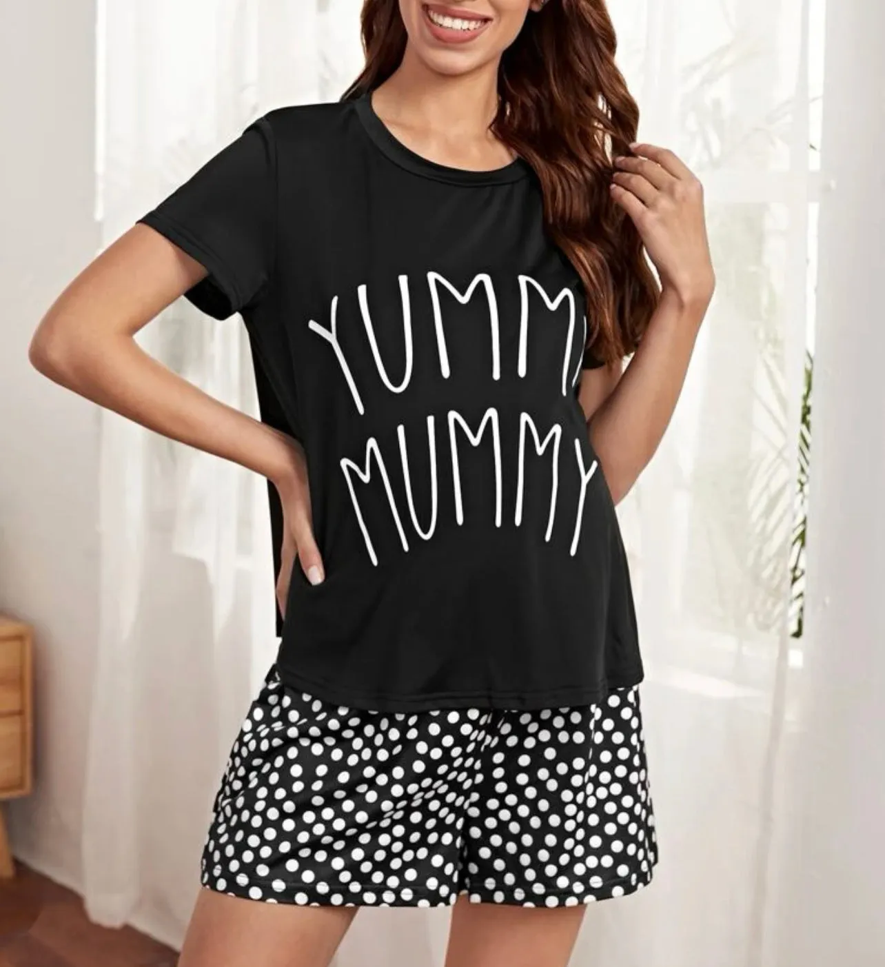Maternity Letter Graphic Tee & Adjustable Waist Shorts Loungewear Set