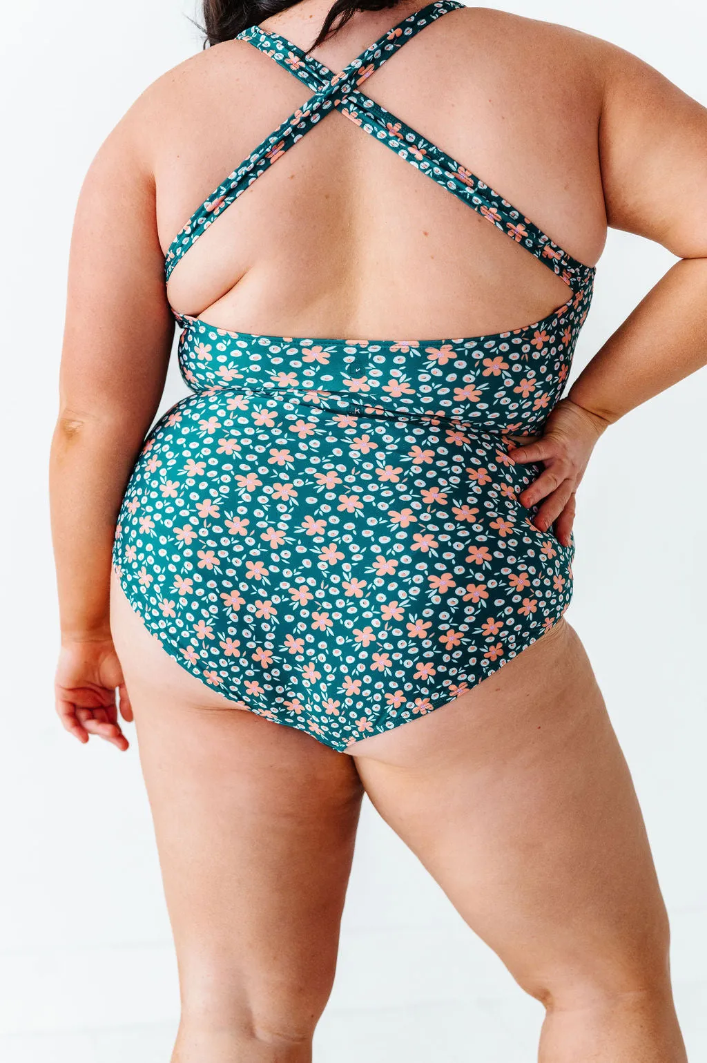 Mid Rise Bottoms in Midnight Daisy