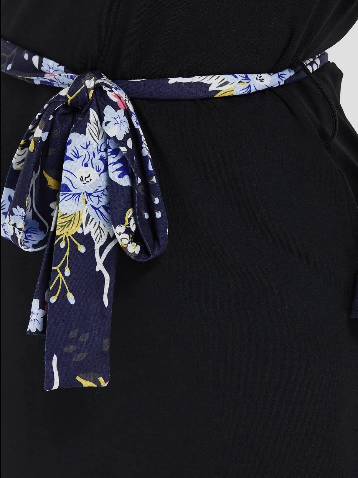 OEM ODM Round Neck Plain Self-Tie Long Sleeve Black Plus Size Dress