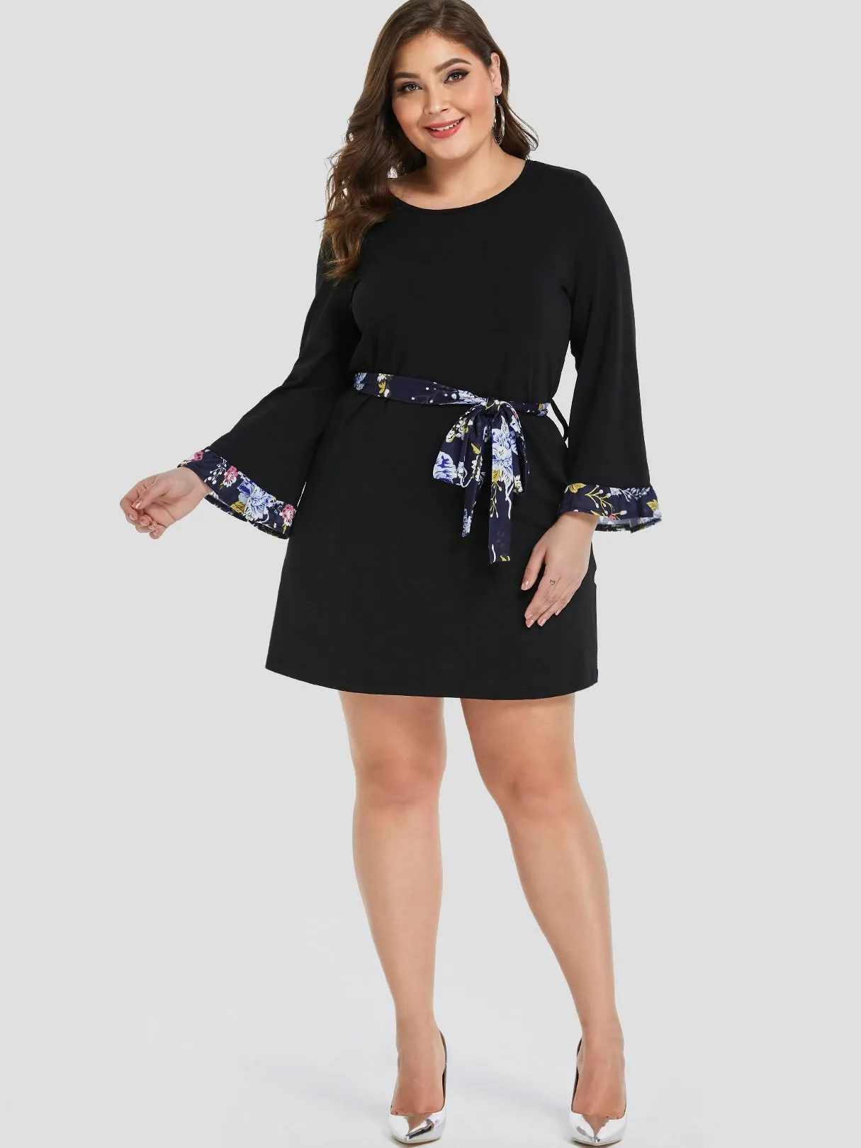 OEM ODM Round Neck Plain Self-Tie Long Sleeve Black Plus Size Dress