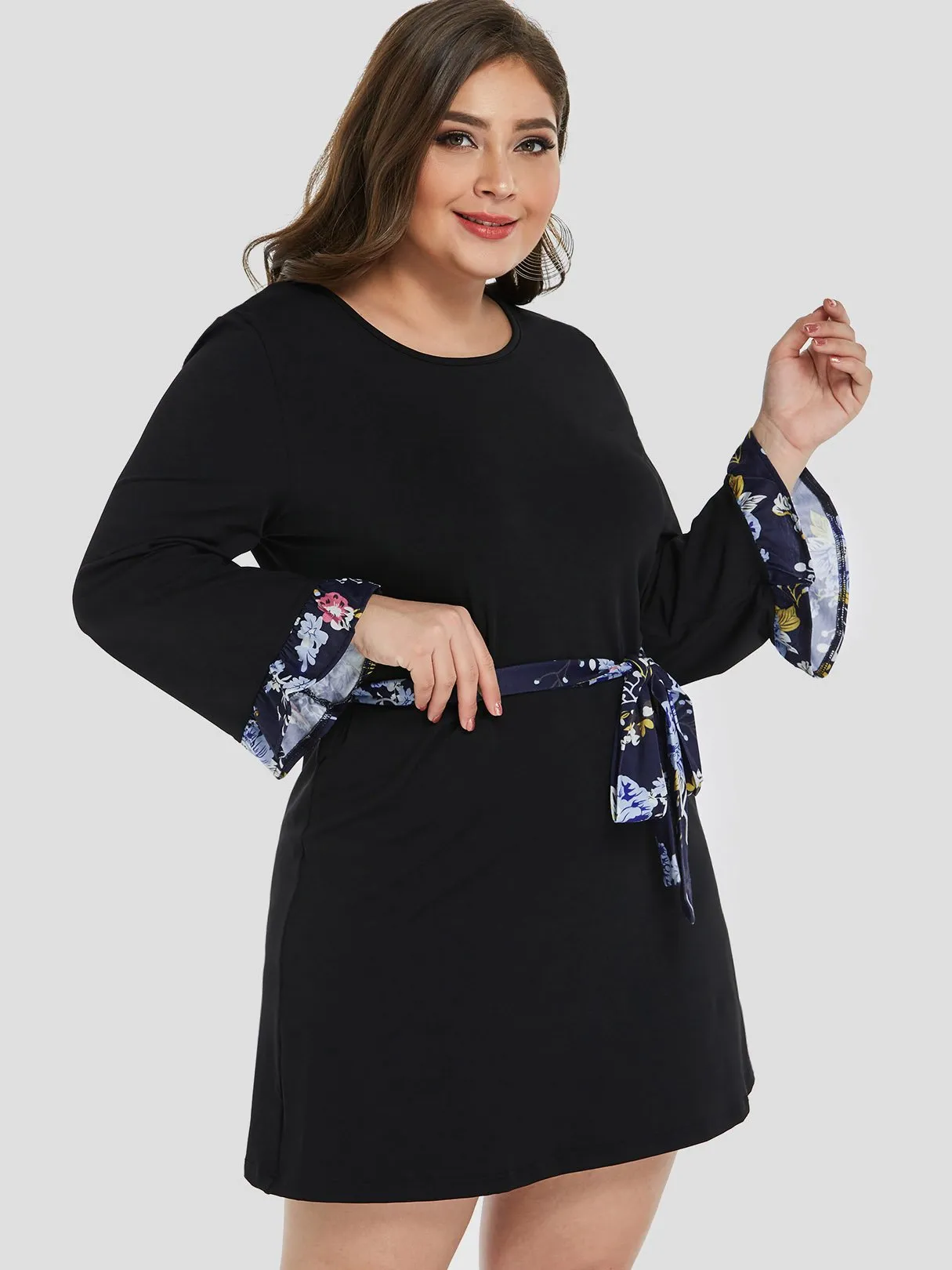 OEM ODM Round Neck Plain Self-Tie Long Sleeve Black Plus Size Dress