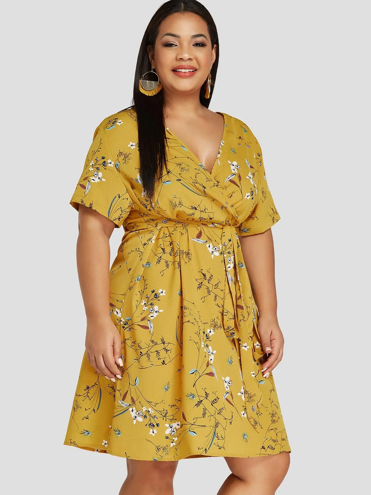 OEM ODM V-Neck Floral Print Self-Tie Half Sleeve Yellow Plus Size Dress