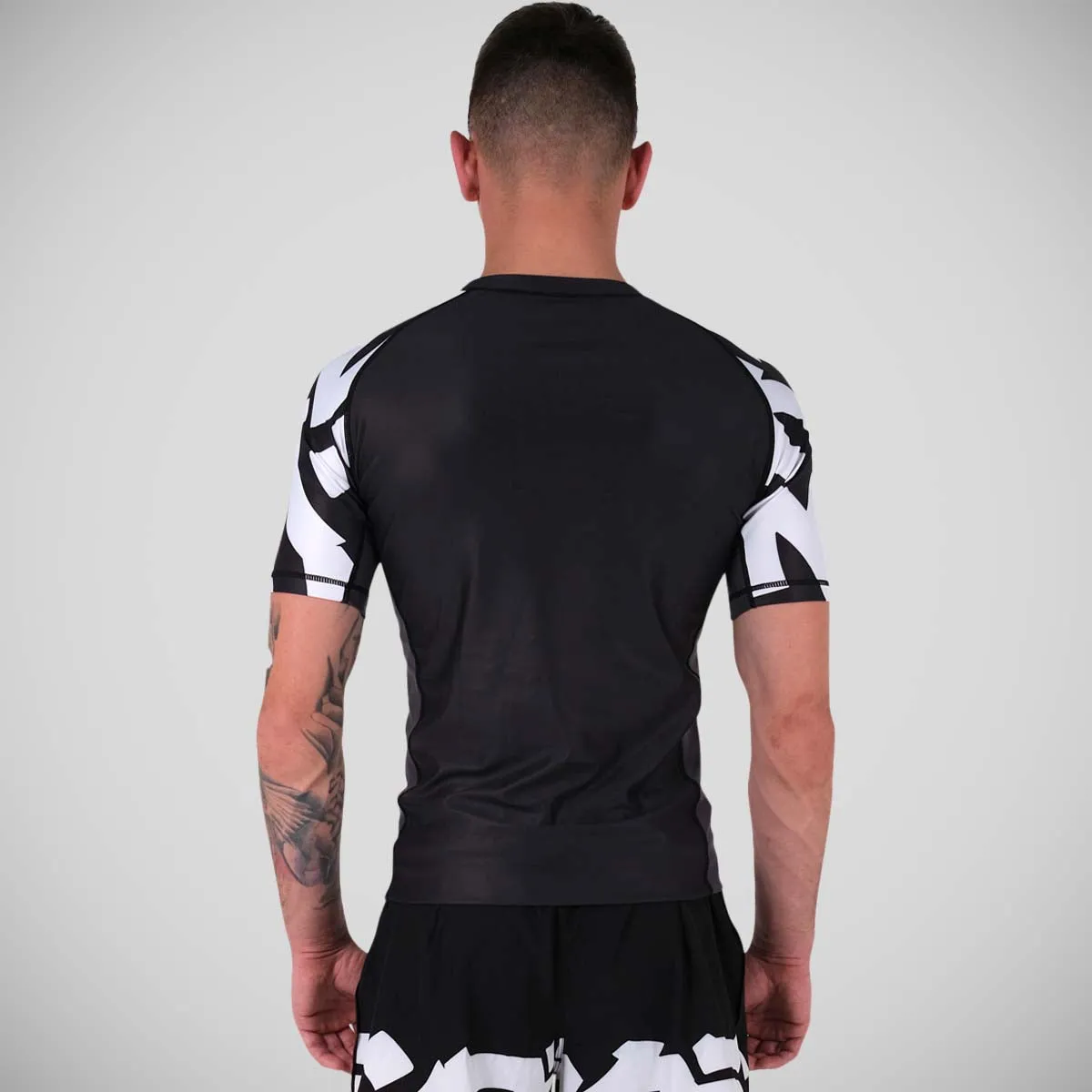 Scramble Baka Rash Guard Black