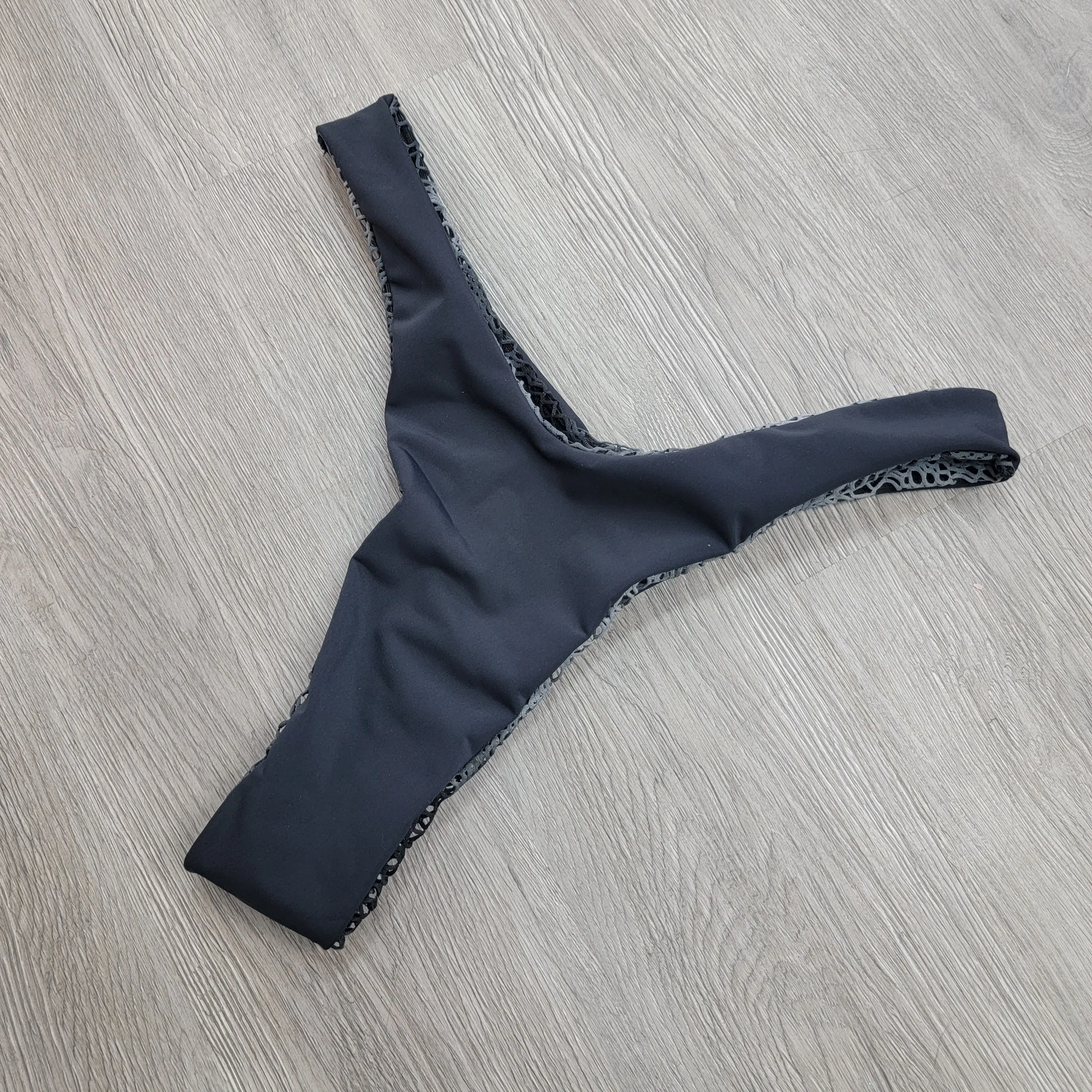 The Dark Web Scoop Bottoms