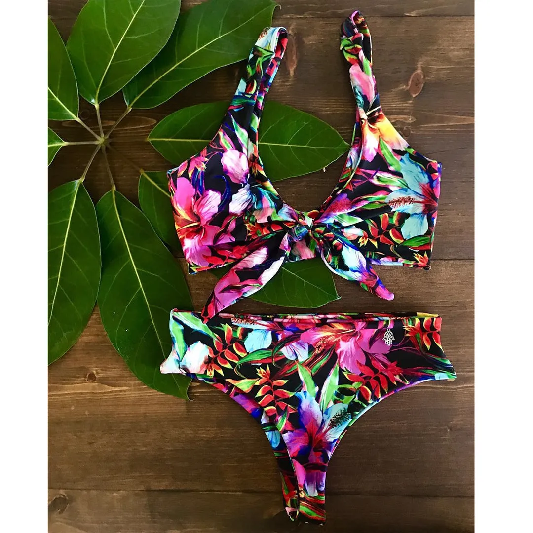Tiny shredded print bikini sexy back strapping European style split swimsuit girl swimwear