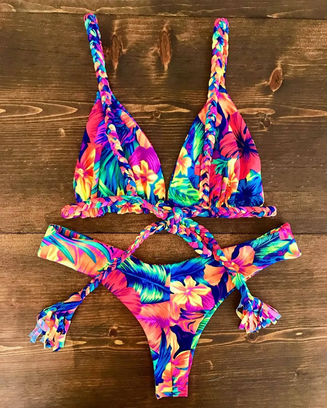 Tiny shredded print bikini sexy back strapping European style split swimsuit girl swimwear