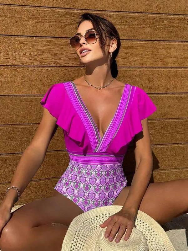 Trendy Paisley Ruffle One-Piece Swimwear with Tummy Control