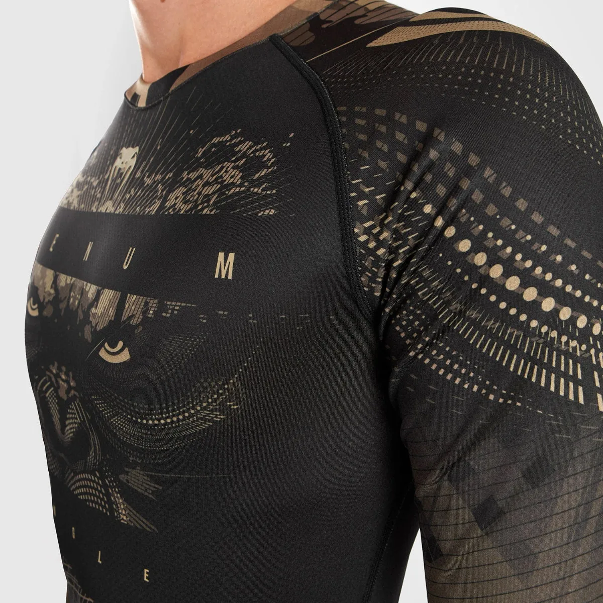 Venum Gorilla Jungle Long Sleeve Rash Guard Black/Sand