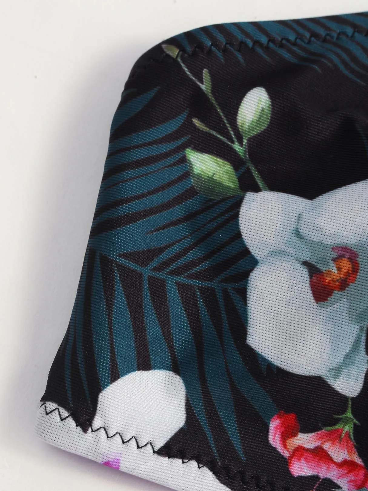 Wholesale Black Halter Sleeveless Floral Print Two Piece Bikinis