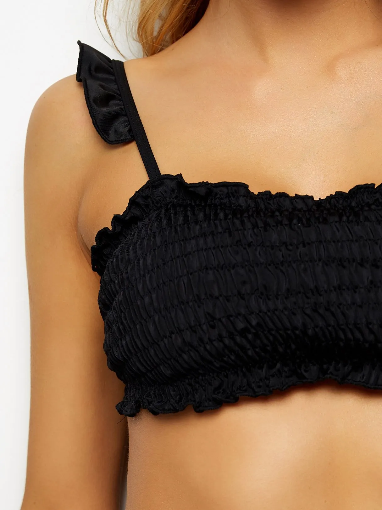 Wholesale Black Square Neck Sleeveless Plain Ruffle Hem Bikinis