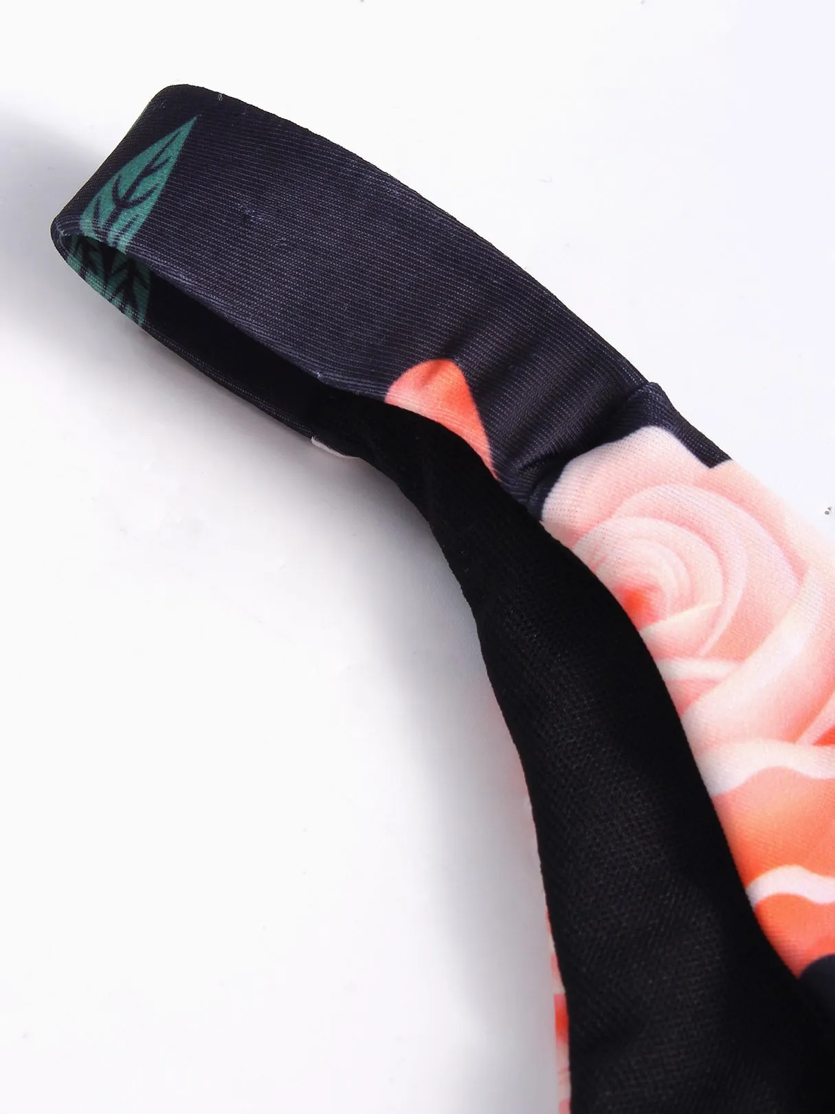 Wholesale Black Strapless Sleeveless Floral Print Bowknot 2 Piece Bikinis