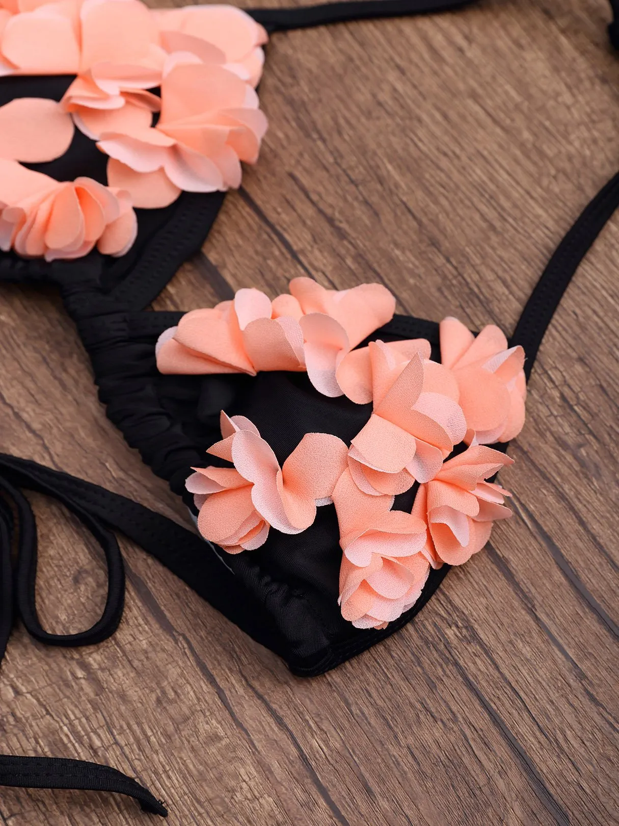 Wholesale Black V-Neck Sleeveless Two Piece Bikinis