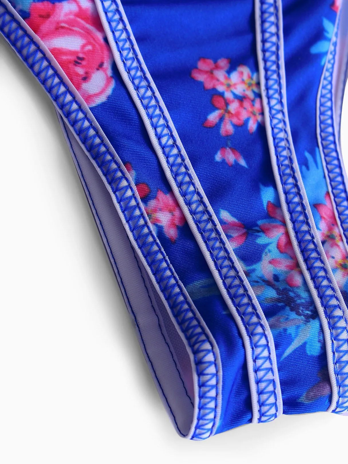 Wholesale Blue Halter V-Neck Sleeveless Floral Print Cut Out Self-Tie Bikinis