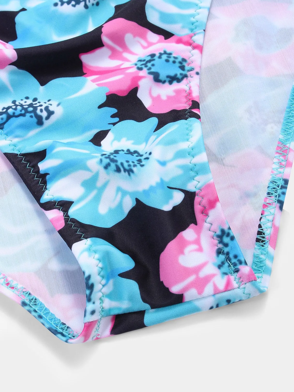 Wholesale Deep V-Neck Sleeveless Floral Print Bowknot Two Piece Bikinis