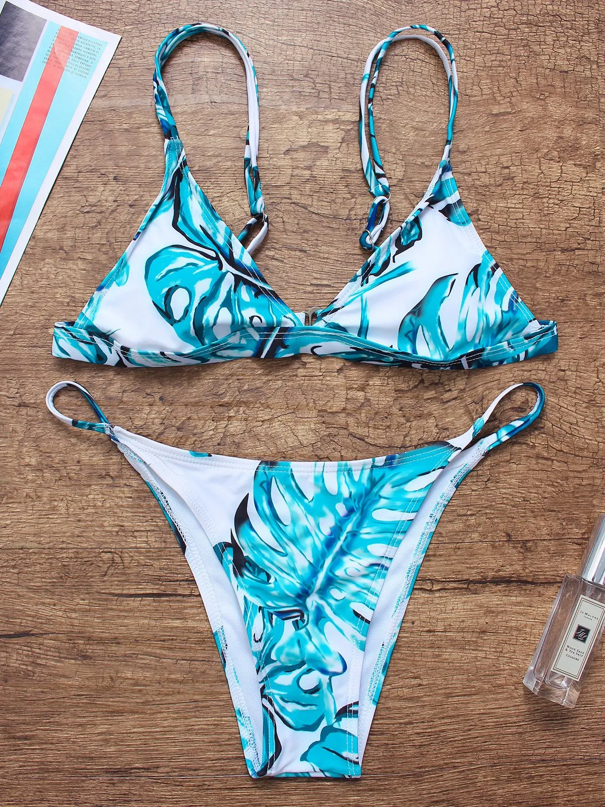 Wholesale Floral Print V-Neck Sleeveless Two Piece Bikinis