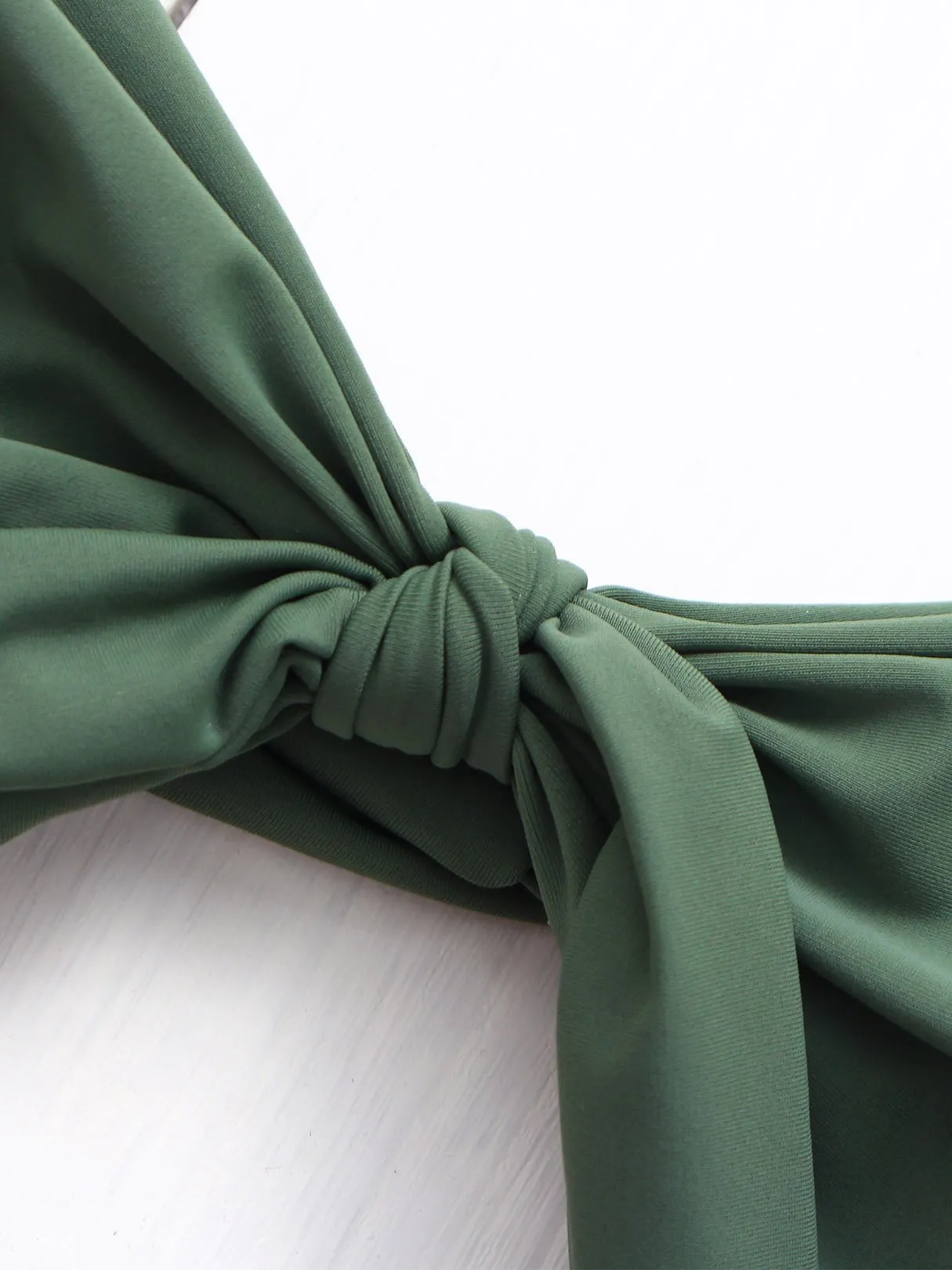 Wholesale Green Off The Shoulder Sleeveless Plain Self-Tie Bikinis
