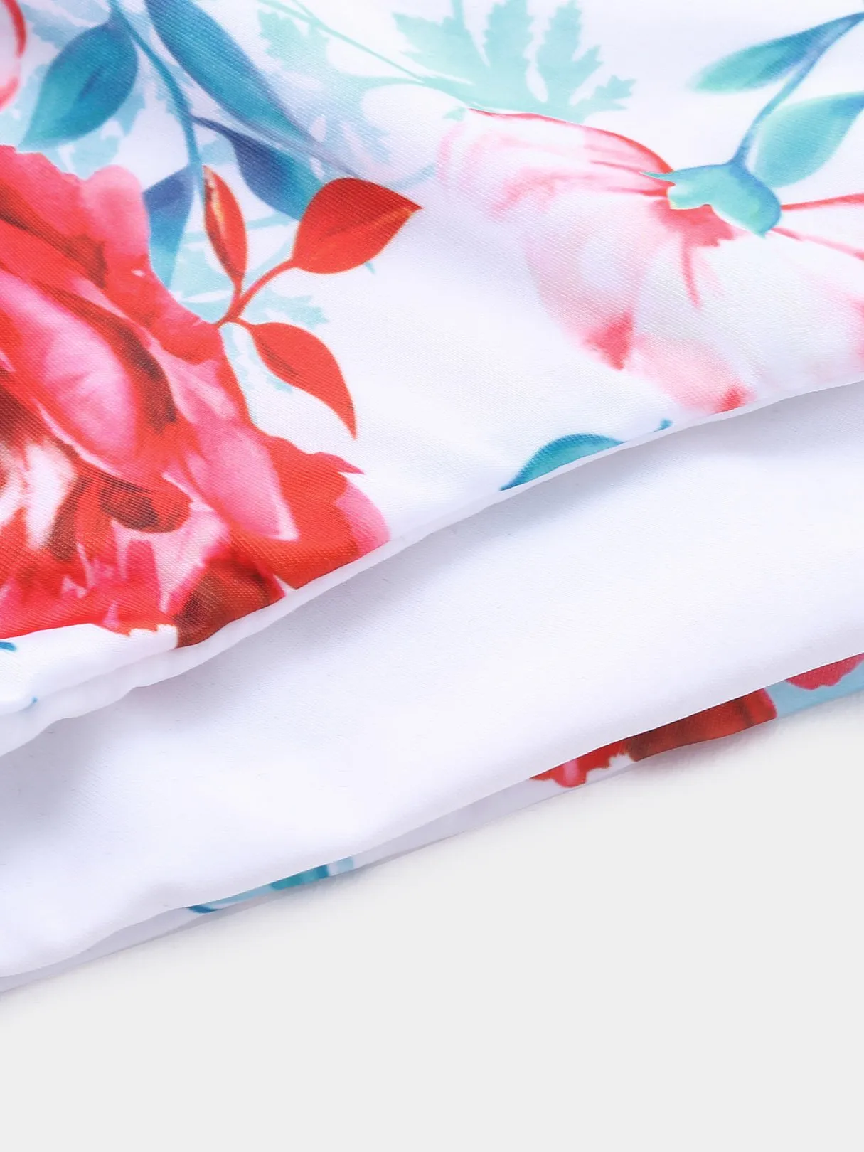Wholesale Halter Sleeveless Floral Print Backless Wireless Bikinis