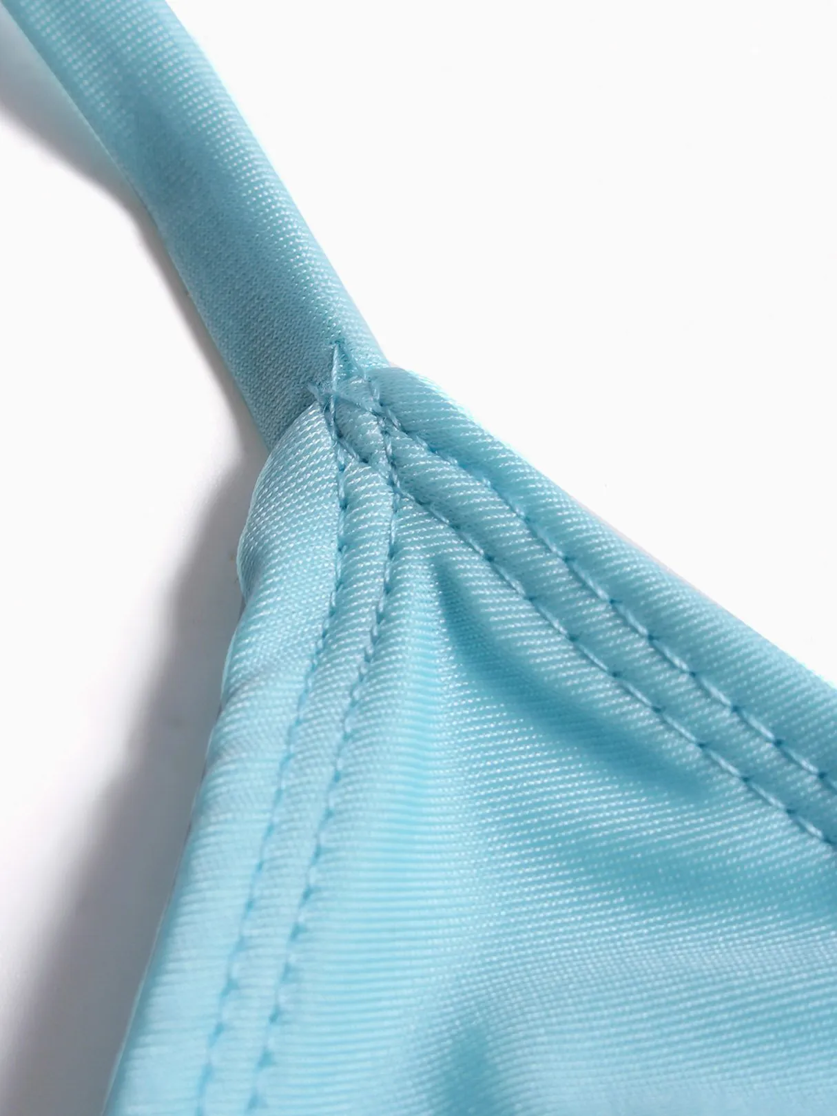 Wholesale Halter V-Neck Sleeveless Plain Tie-Up Bikinis