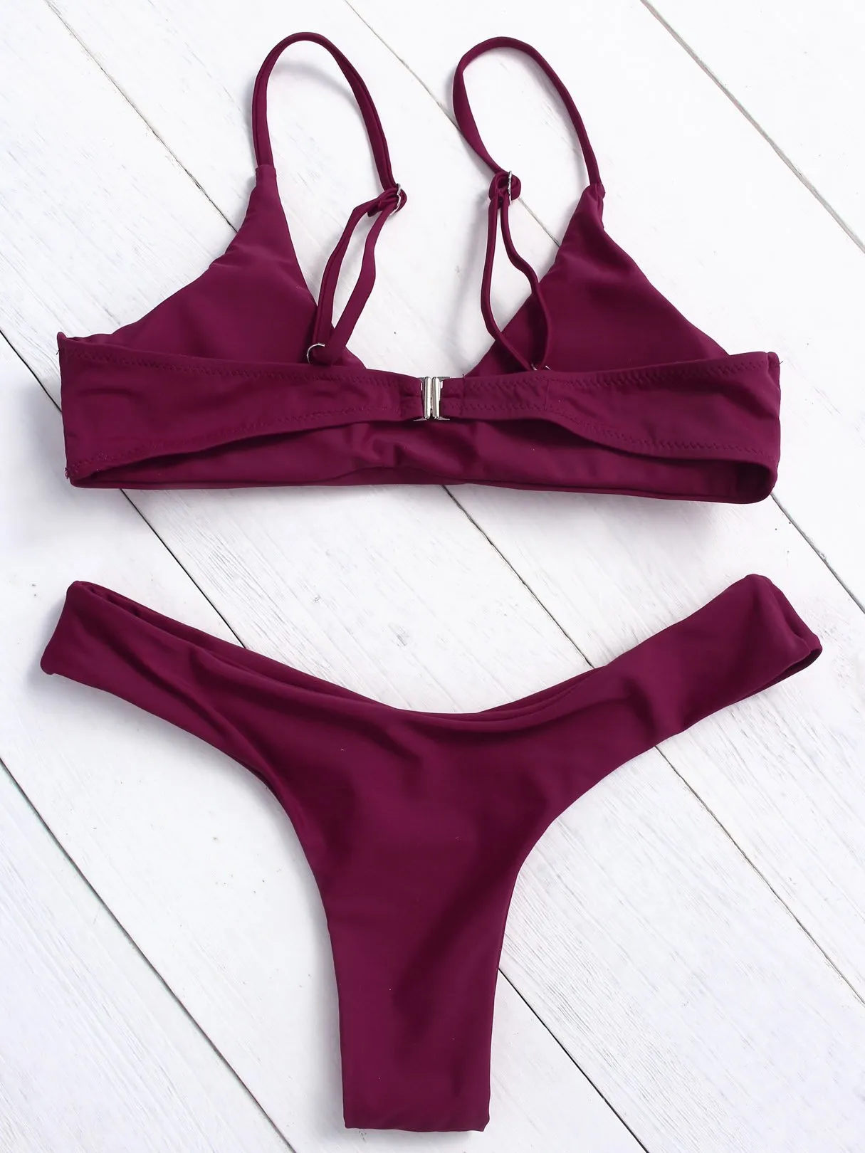 Wholesale Scoop Neck Sleeveless Plain Backless Spaghetti Strap Bikinis