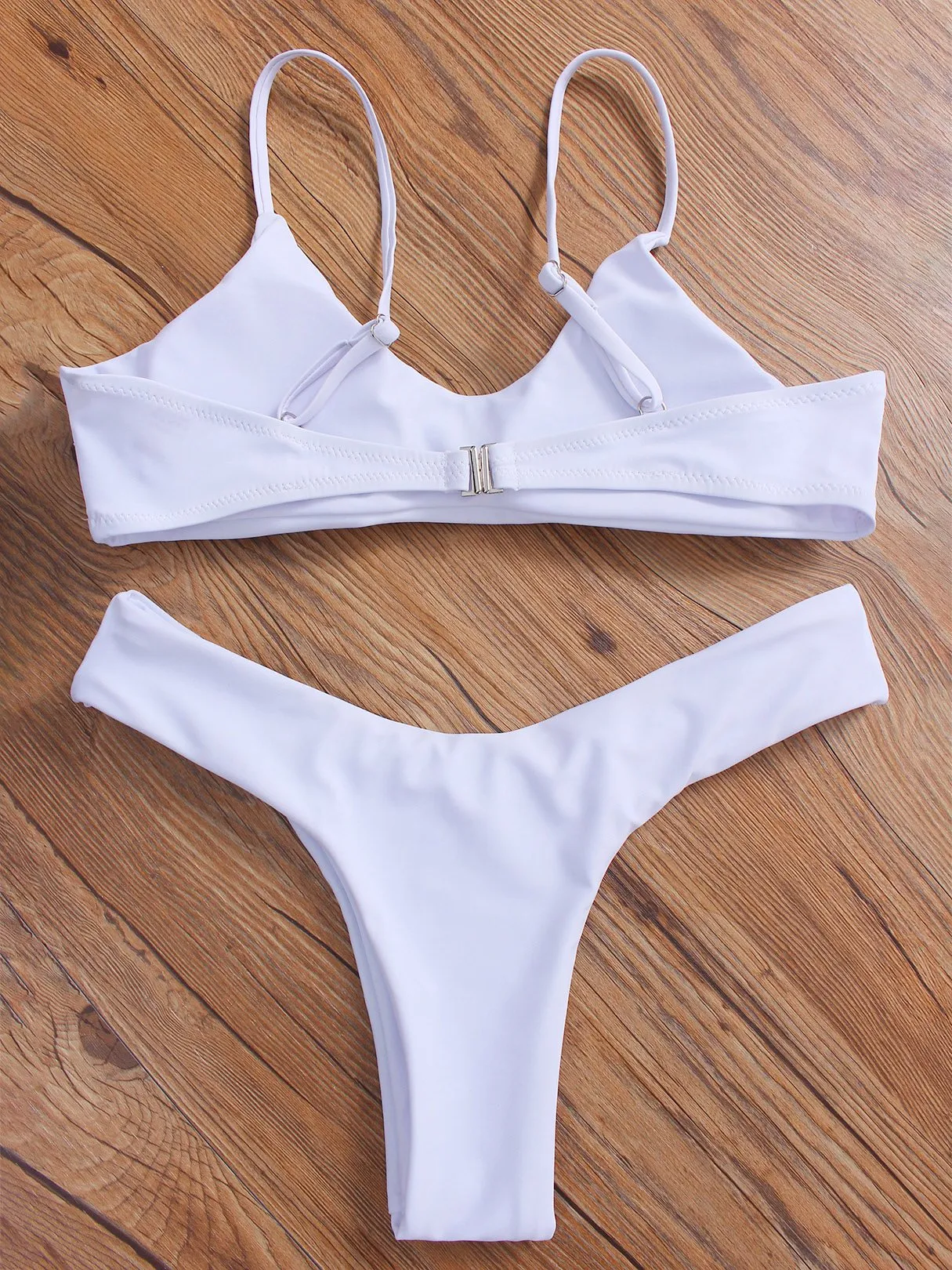 Wholesale Scoop Neck Sleeveless Plain Backless Spaghetti Strap Bikinis