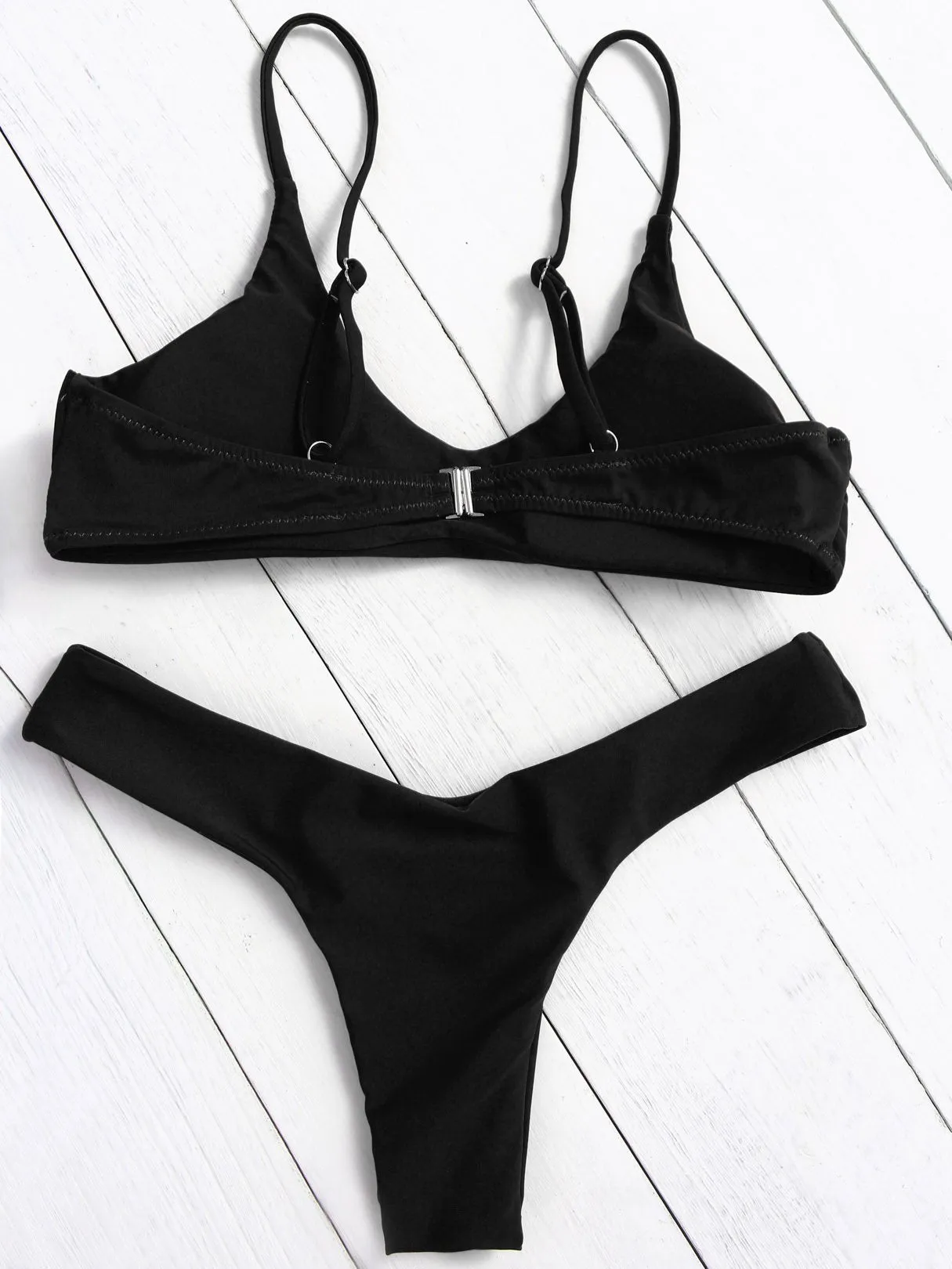 Wholesale Scoop Neck Sleeveless Plain Backless Spaghetti Strap Bikinis