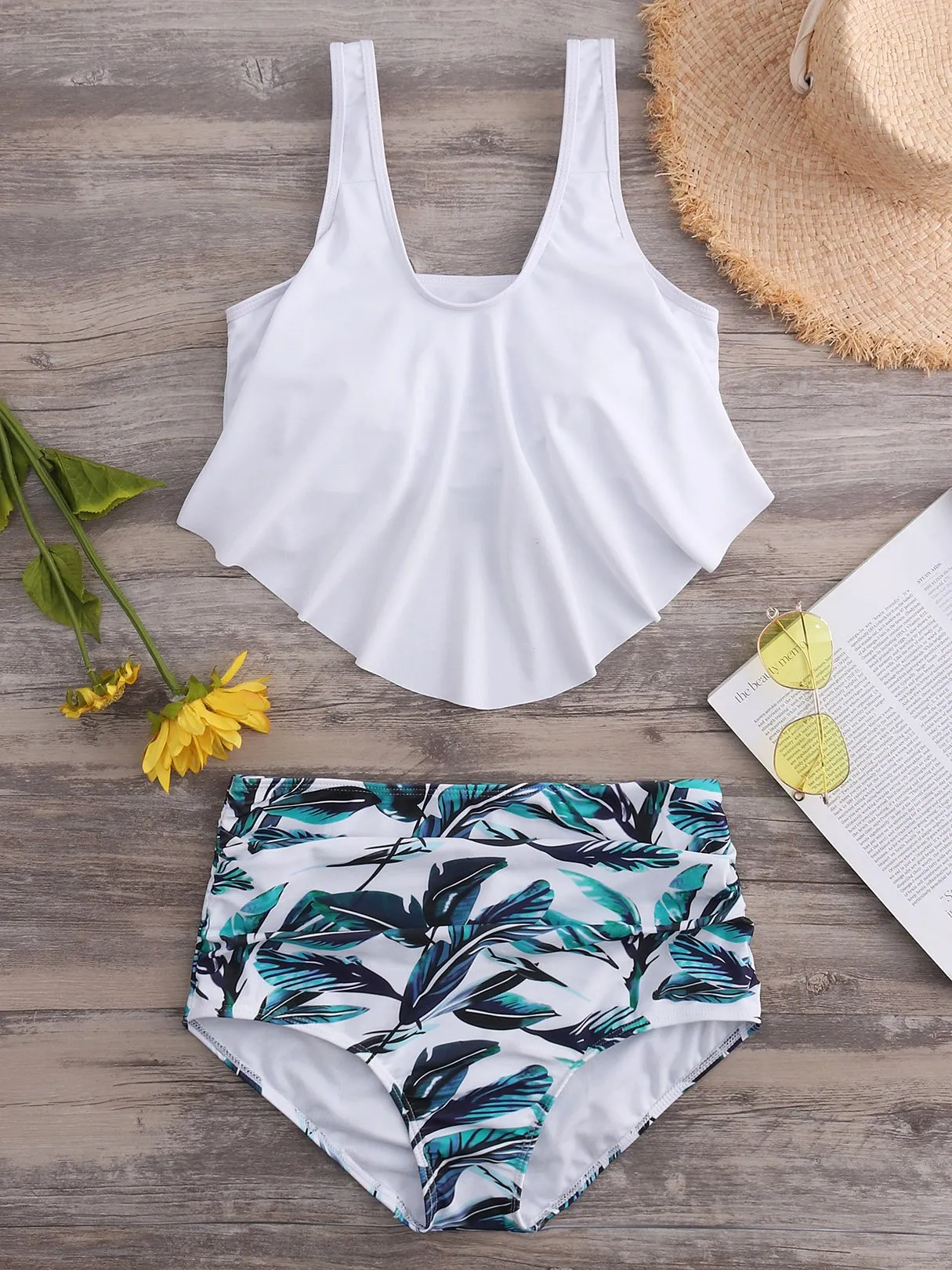 Wholesale Scoop Neck Sleeveless Printed Backless Irregular Hem Bikinis