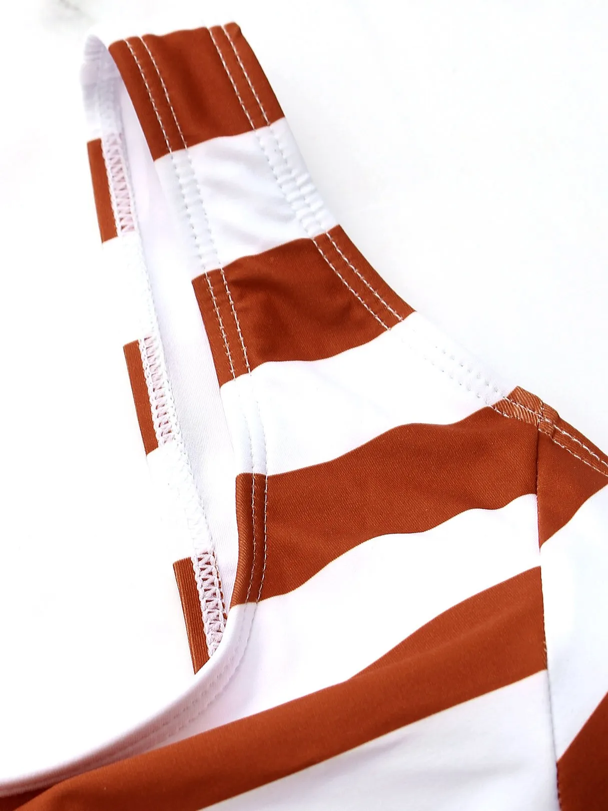 Wholesale Scoop Neck Sleeveless Stripe Bikinis