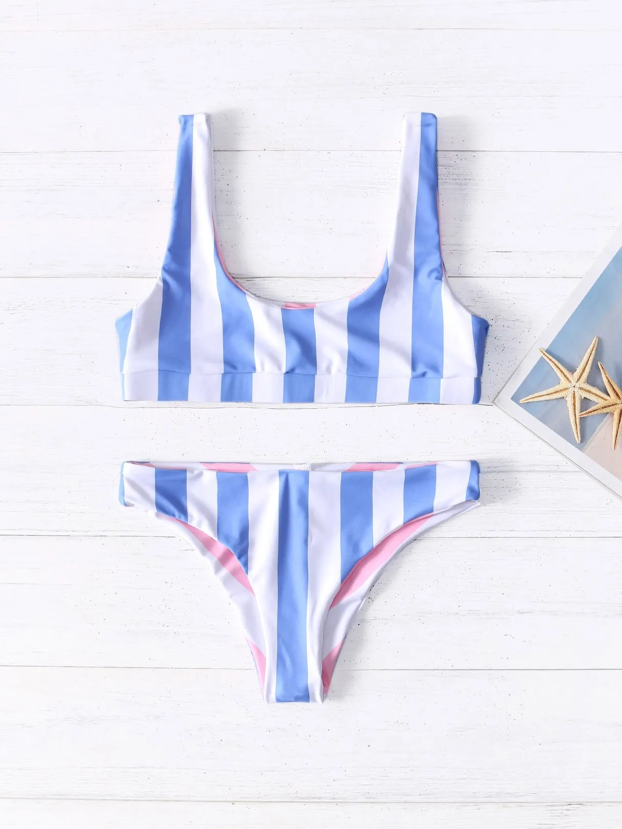 Wholesale Scoop Neck Stripe Backless Sleeveless Blue Bikinis
