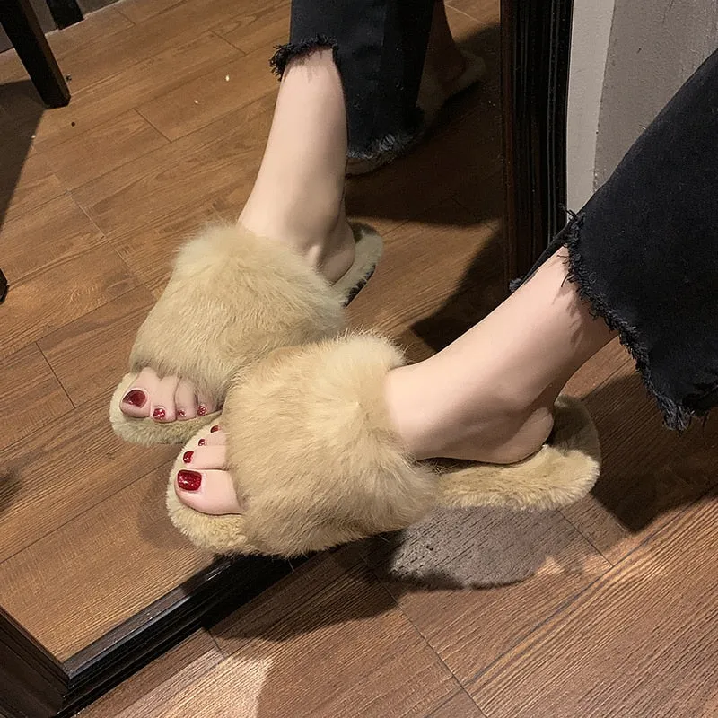 Women's Summer/Winter Casual Flip Flops With Fur
