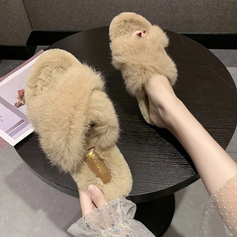 Women's Summer/Winter Casual Flip Flops With Fur